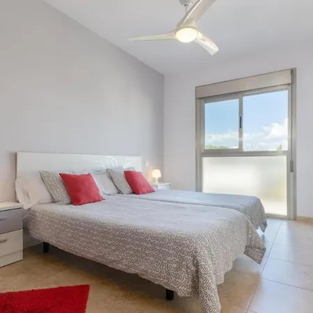 Pica House By Llagosta *