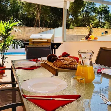 Pica House By Llagosta Hébergement de vacances