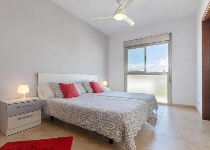 Pica House By Llagosta *